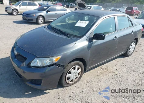 2010 Toyota Corolla Le z USA, uszkodzony, nr VIN JTDBU4EE7AJ060815